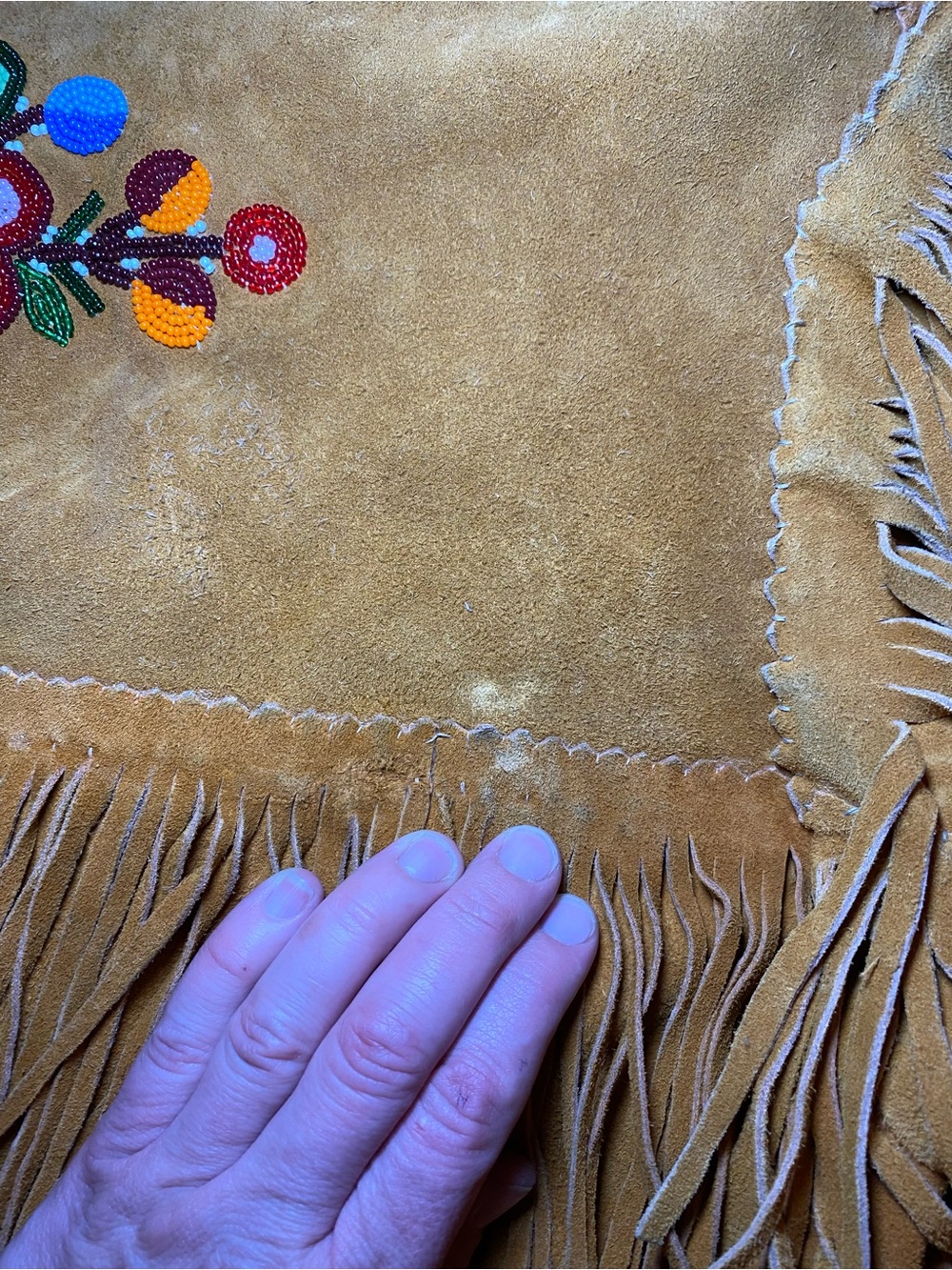 TRUE VINTAGE 1950/1960s STUNNING Artisan Hand Beaded Fringe Buckskin Jacket - Picture 13 of 17